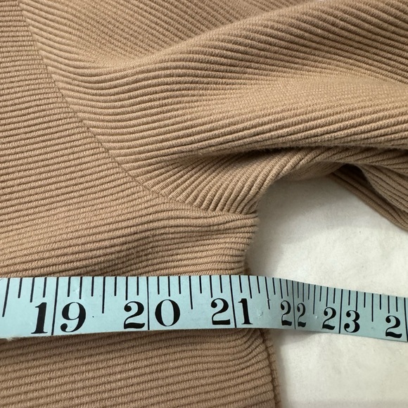 Varley Vine Half Zip, NWOT - Picture 4 of 5